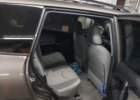 2010 Toyota Rav4 z USA, uszkodzony, nr VIN JTMZF4DV9AD027405